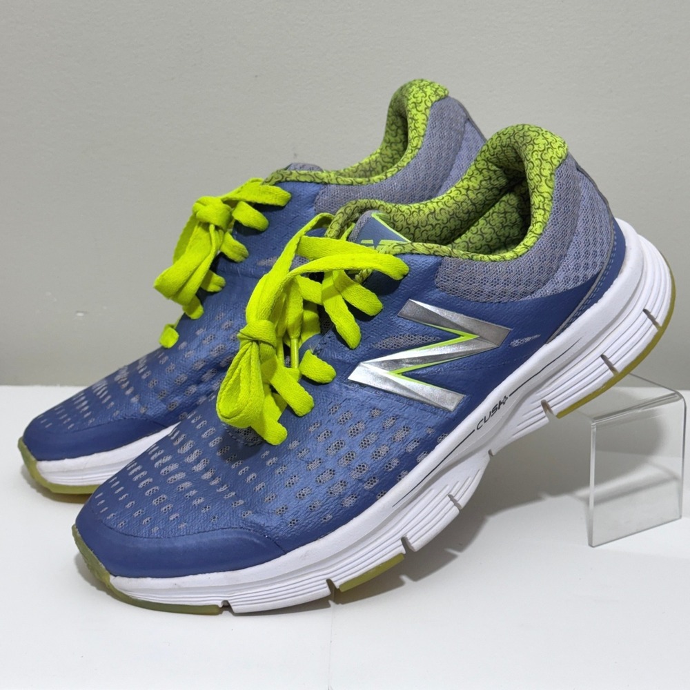 New Balance 775v1 Women's 8.5 Running Shoes - Picture 2 of 8